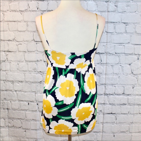 Diane Von Furstenberg silk tank top, size 10. - Picture 2 of 4
